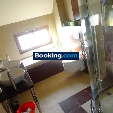 20 M From Sea Garden Greek Quarter City 3 Bedrooms 2 Baths Варна
